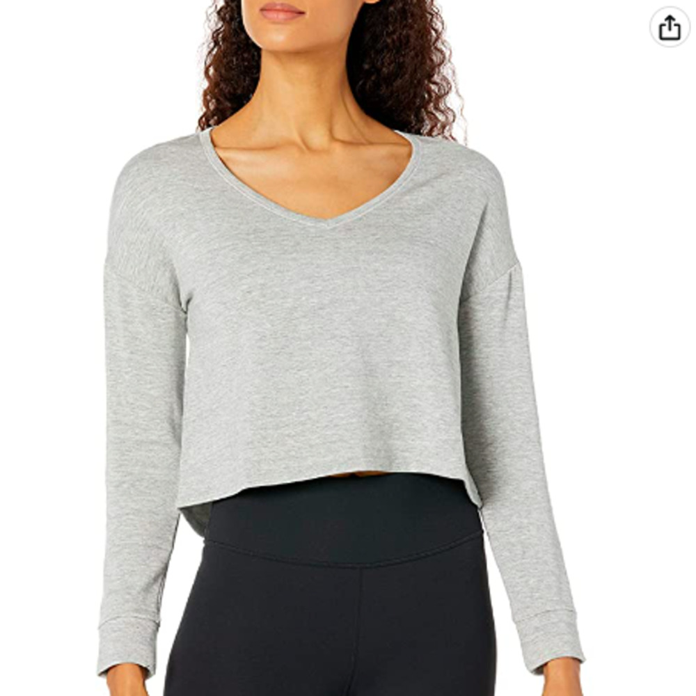 Core 10 Cloud Soft Cropped Length V-Neck Yoga Sweatshirt M NWOT gray